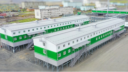 Жилые корпуса общежития для военнослужащих из объемных блок-модулей в гарнизоне поселка Тикси Саха (Якутия)