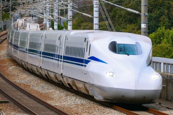 Внешний вид высокоскоростного электропоезда Shinkansen серии N700S