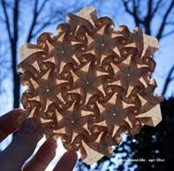 Бумажный Собор Василия Блаженного: искусство модульного оригами от Сергея Тарасова. (8 фото)