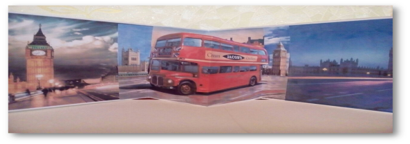 Макет двухэтажного автобуса- символа Великобритании