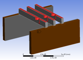 Общий вид расчетной модели кирпичной стены, усиленной односторонним бетонным наращиванием с приложением нагрузки