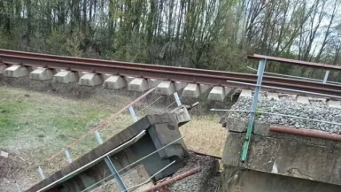 Разрушение моста в Курской области в 2022 году