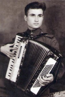 Бебнев Игорь Фёдорович. 1944 г.