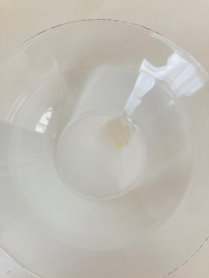 Растворение биопластика из крахмала в воде